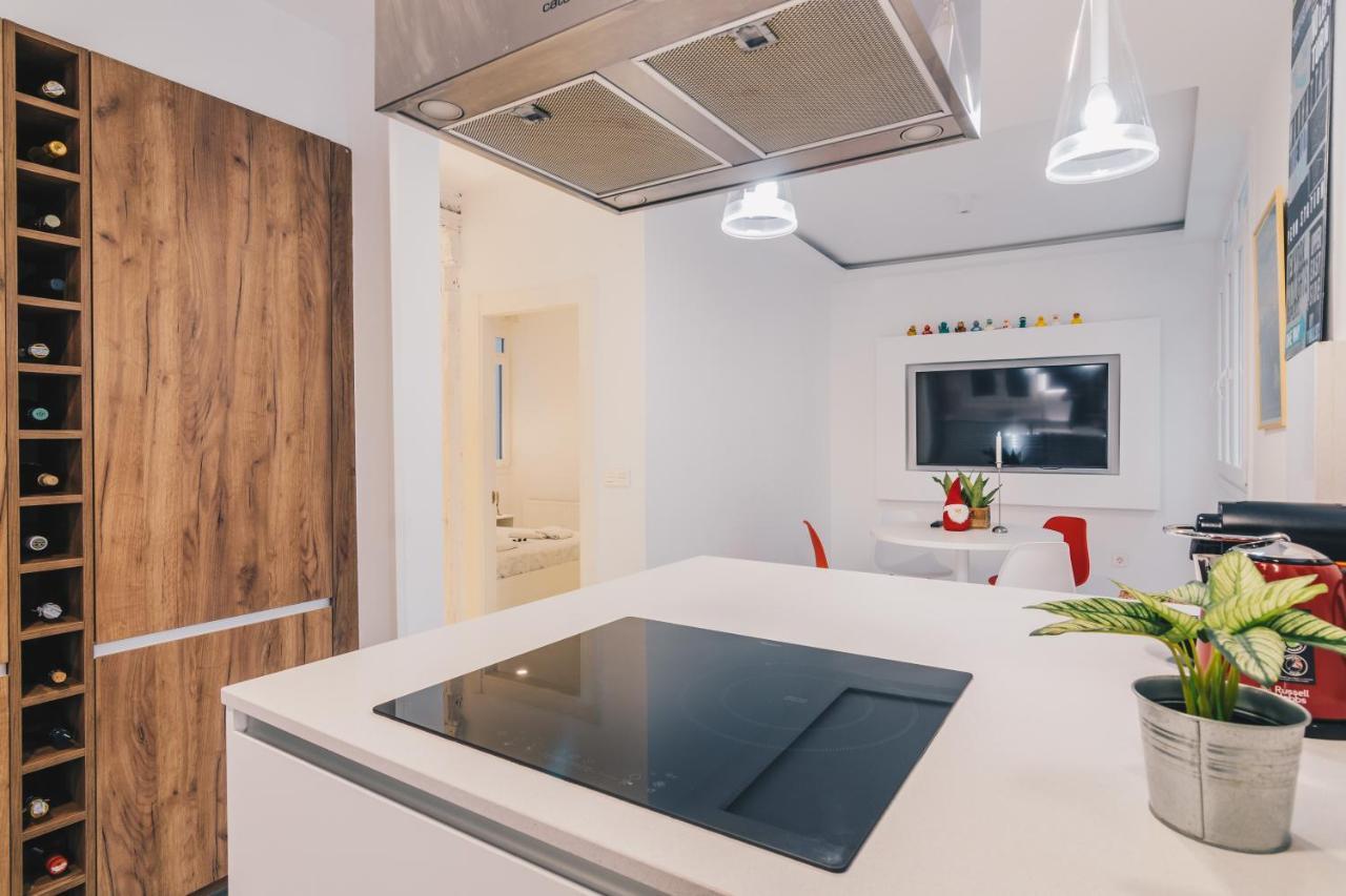 Plaza Nueva Apartment By People Rentals Bilbao Bagian luar foto