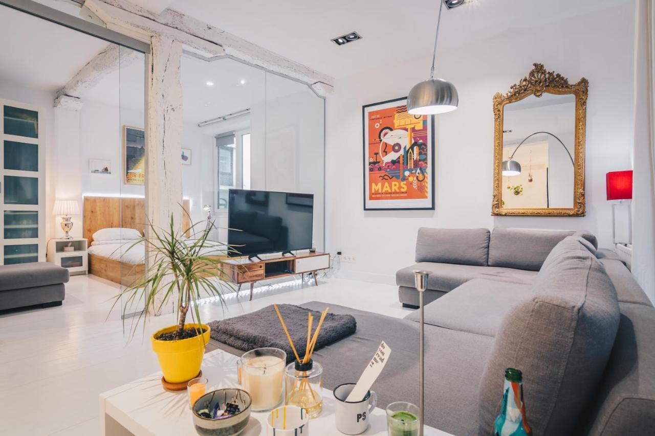 Plaza Nueva Apartment By People Rentals Bilbao Bagian luar foto