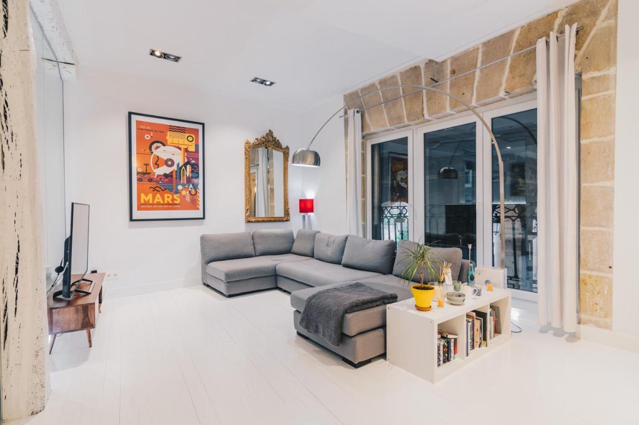 Plaza Nueva Apartment By People Rentals Bilbao Bagian luar foto