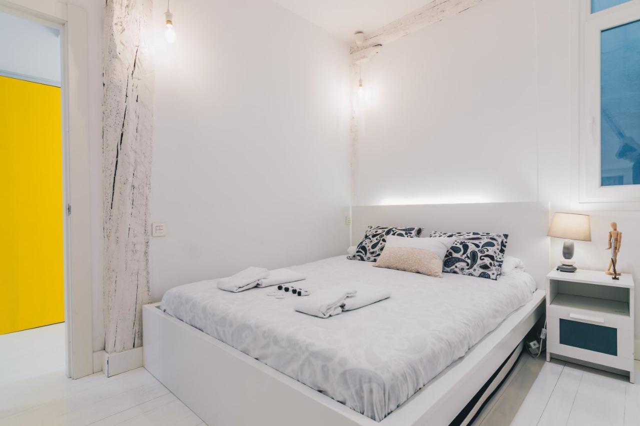 Plaza Nueva Apartment By People Rentals Bilbao Bagian luar foto
