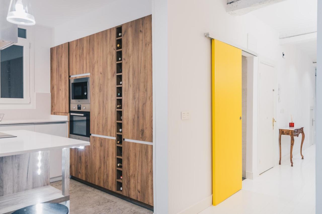 Plaza Nueva Apartment By People Rentals Bilbao Bagian luar foto