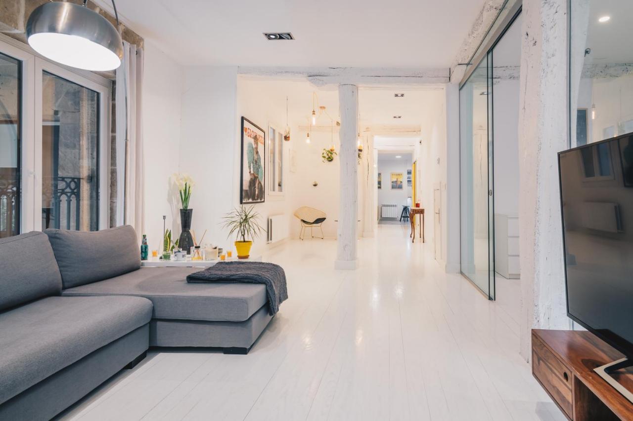 Plaza Nueva Apartment By People Rentals Bilbao Bagian luar foto